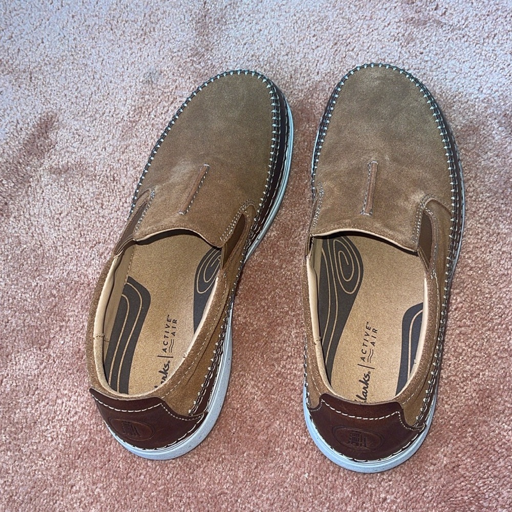Clarks NWOT Men’s  Brown Slip-On Shoes
